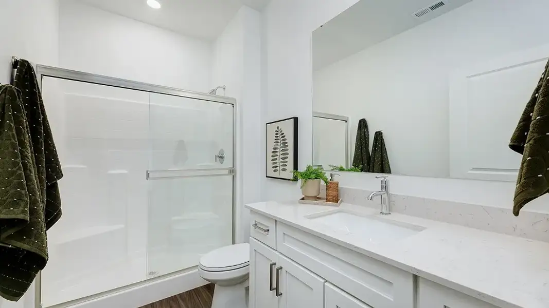 West Core P013 Maple Bath3 F1 West Core P013 Maple Bath3 F1