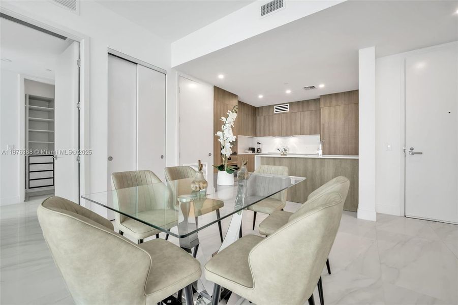 Furnished interior view inside a new home in , Sunny Isles Beach (Image 7).