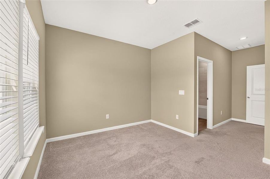 Spacious, unfurnished interior of a new home in , Alachua (Image 37). Spacious, unfurnished interior of a new home in , Alachua (Image 37).