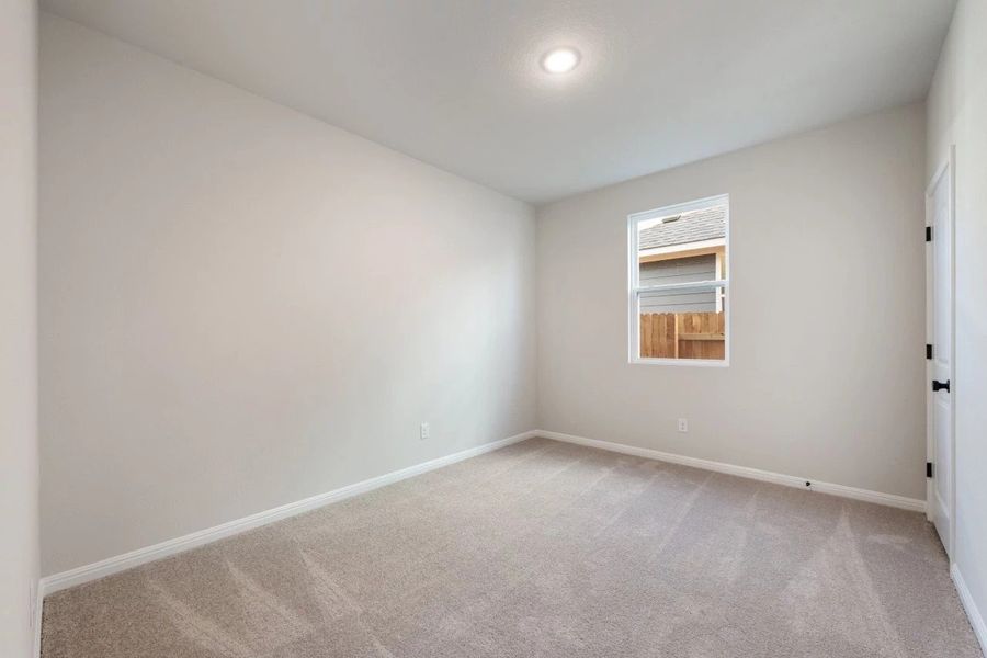 Spacious, unfurnished interior of a new home in Patterson Ranch, Georgetown (Image 37).