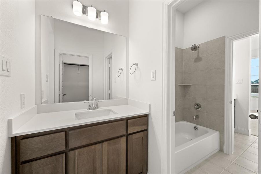 141 Hollinsworth- Bathroom-1 141 Hollinsworth- Bathroom-1