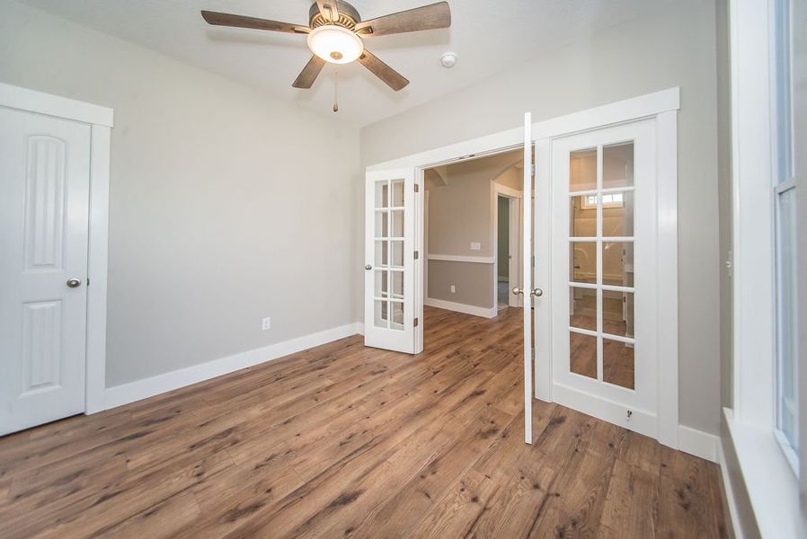 Representative unfurnished interior of a home built from the Beaumont Elite by Enchanted Homes in Pointe Summit, Slater-Marietta (Image 22).