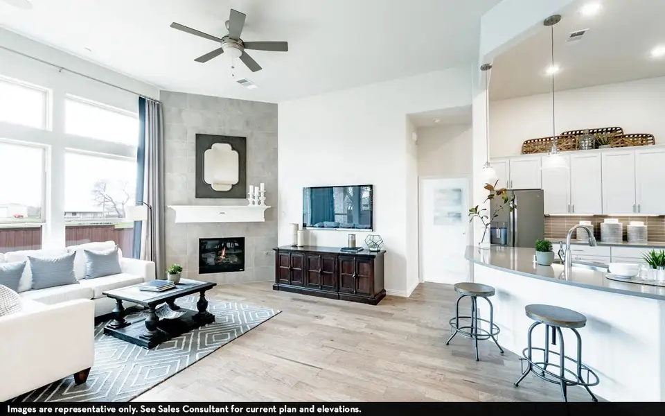 Furnished interior view inside a new home in Lago Mar, Texas City (Image 8).