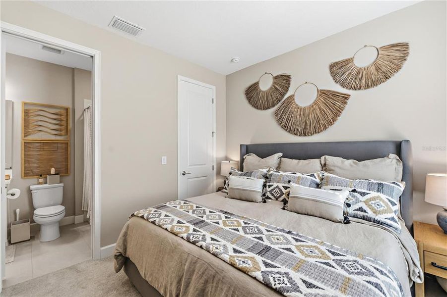 Furnished interior view inside a new home in , Lakewood Ranch (Image 38).