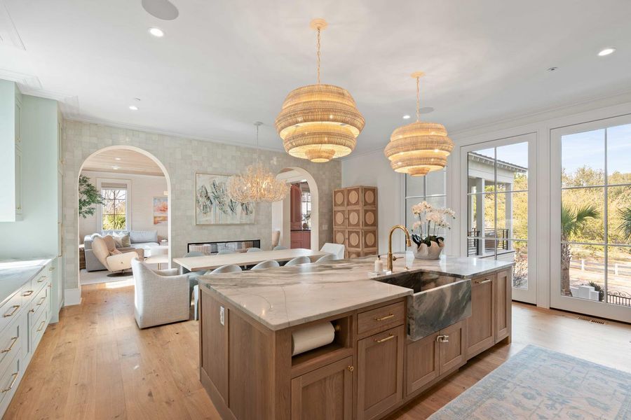 Furnished interior view inside a new home in , Charleston (Image 72).