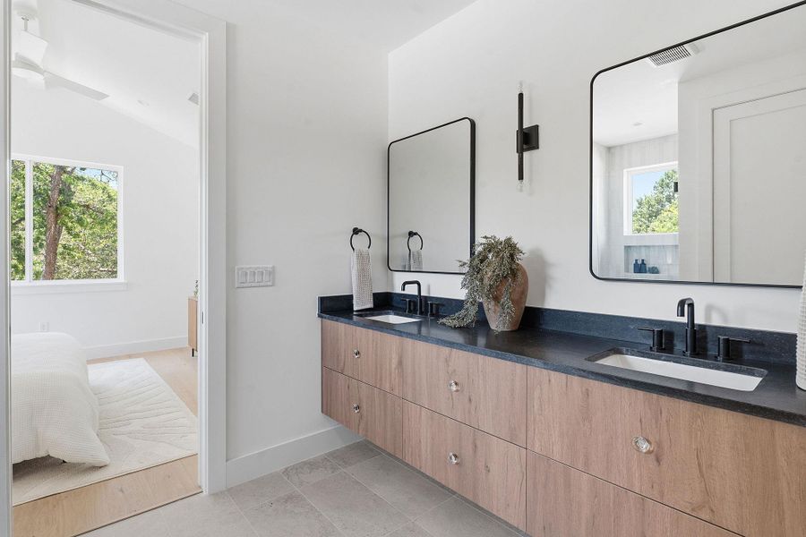 Furnished interior view inside a new home in , Austin (Image 15).