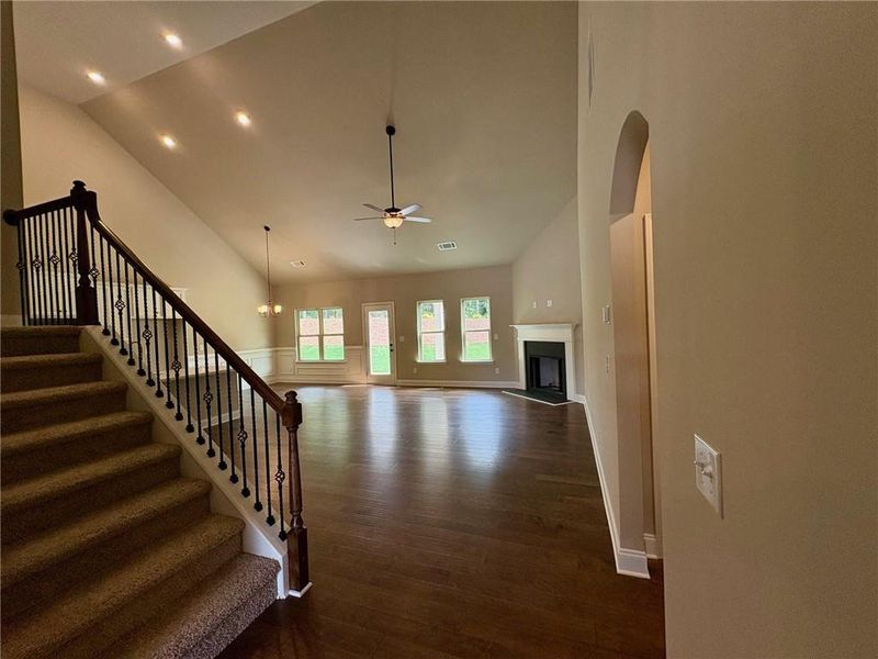 Spacious, unfurnished interior of a new home in , Grayson (Image 13).