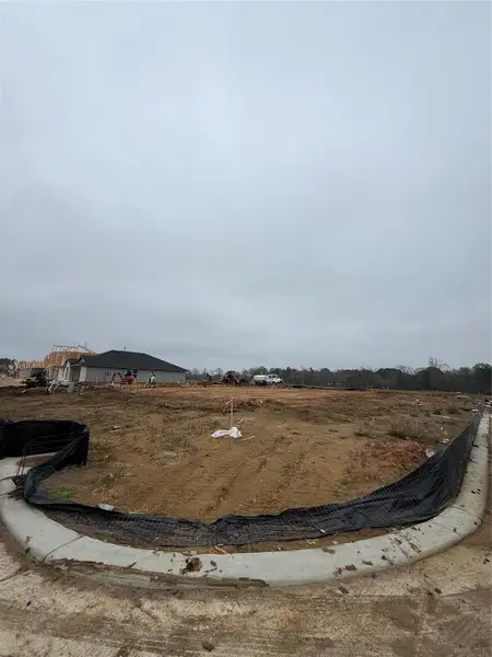 Site preparation for new homesites in Lexington Heights 50', Willis (Image 4).