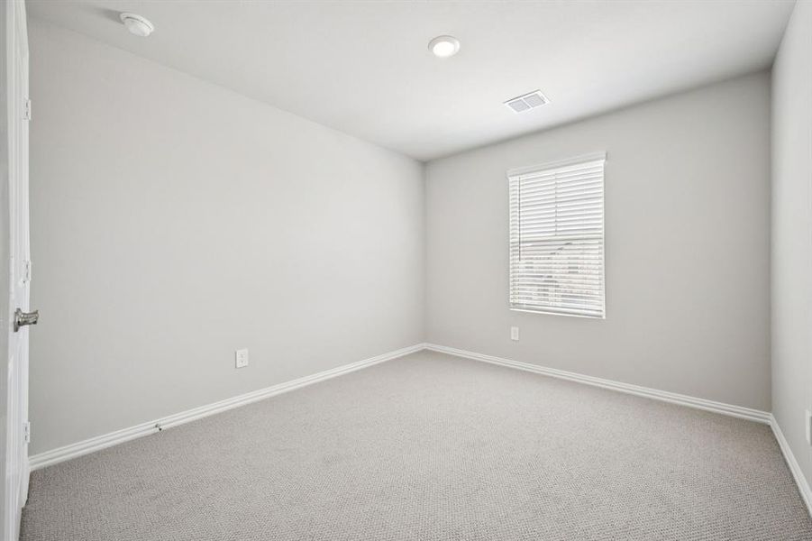 Spacious, unfurnished interior of a new home in Eastridge - Signature Series, McKinney (Image 30).