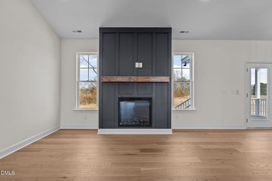 24-web-or-mls-DSC00612 24-web-or-mls-DSC00612