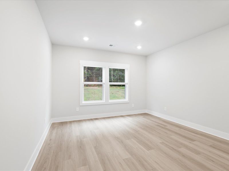 Spacious, unfurnished interior of a new home in Cedar Shoals - Signature Collection, Piedmont (Image 10).