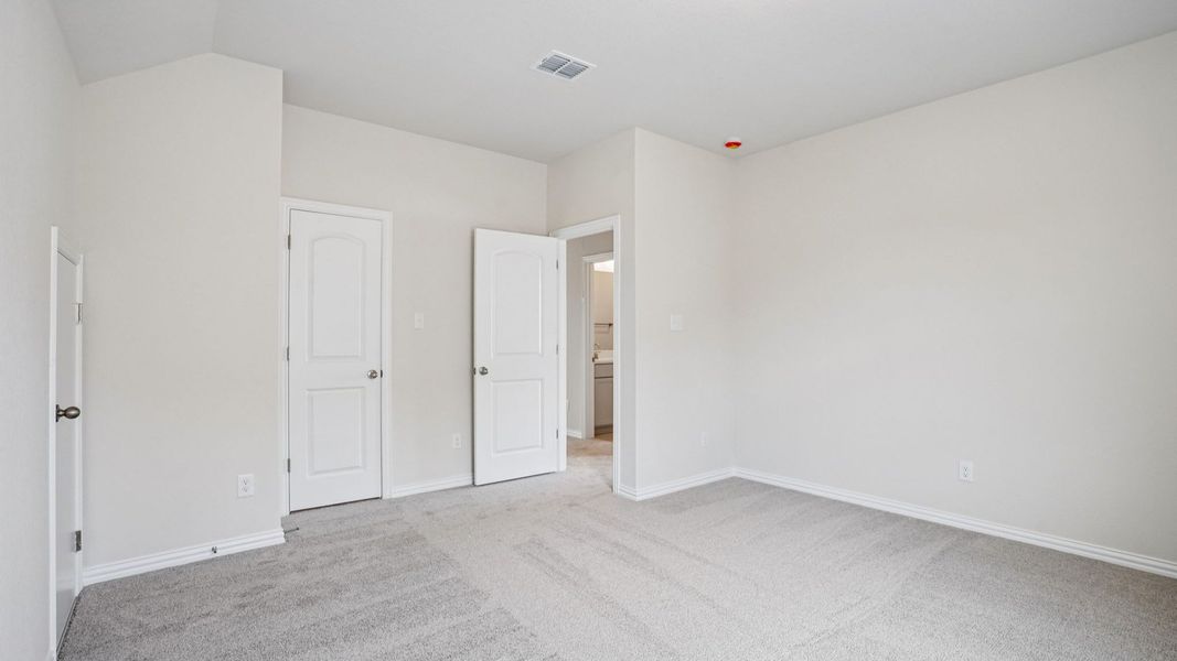 Furnished interior view inside a new home in Veranda, San Antonio (Image 30).