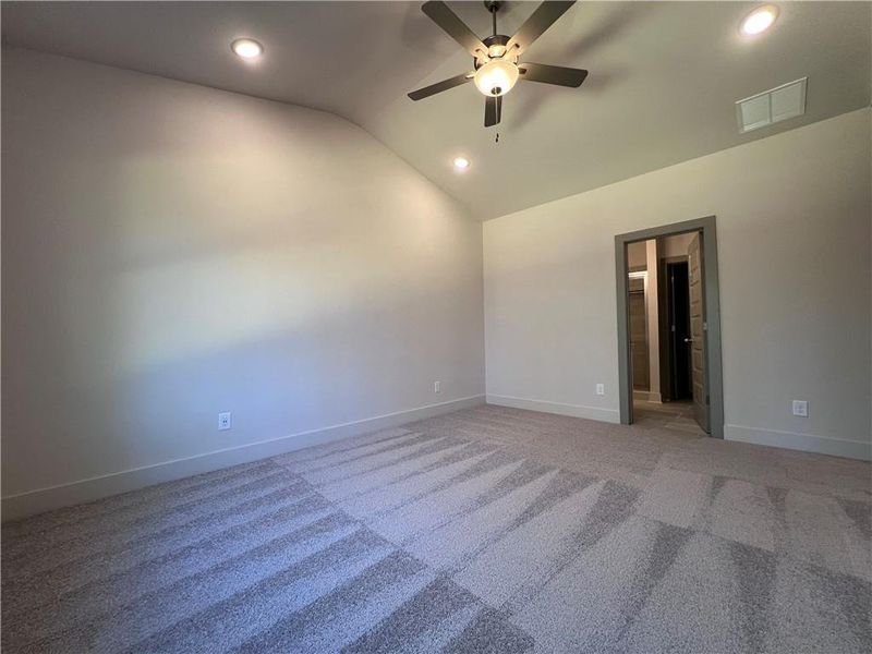 Spacious, unfurnished interior of a new home in , Norcross (Image 29).