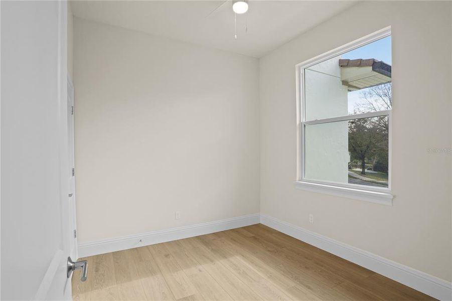 Spacious, unfurnished interior of a new home in , Apopka (Image 49).