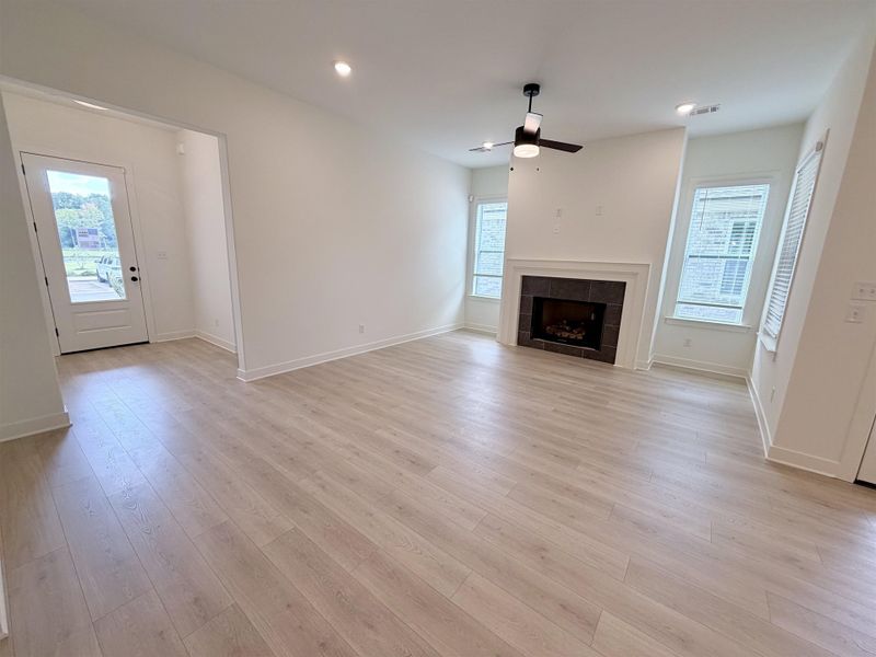 Spacious, unfurnished interior of a new home in Lockwood, Collierville (Image 16). Spacious, unfurnished interior of a new home in Lockwood, Collierville (Image 16).