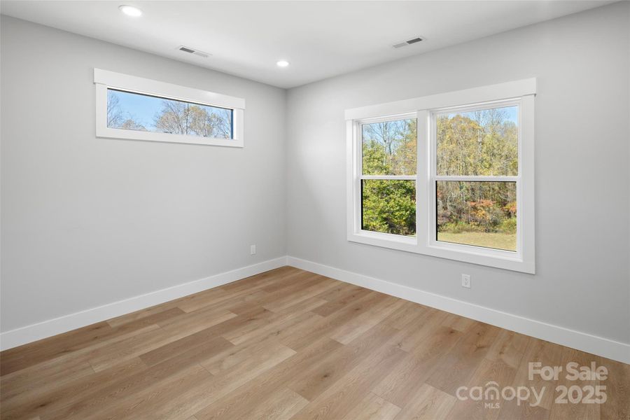 Spacious, unfurnished interior of a new home in , Asheville (Image 11).
