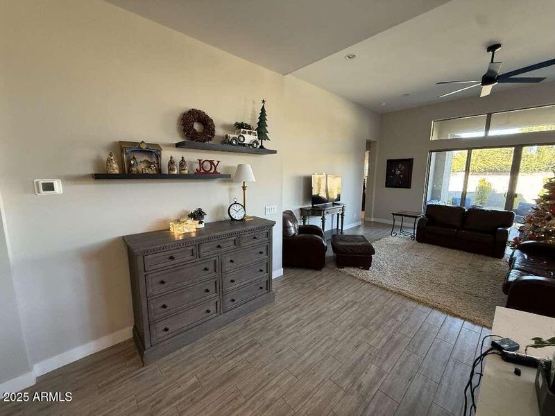 Chambers.6 Chambers.6