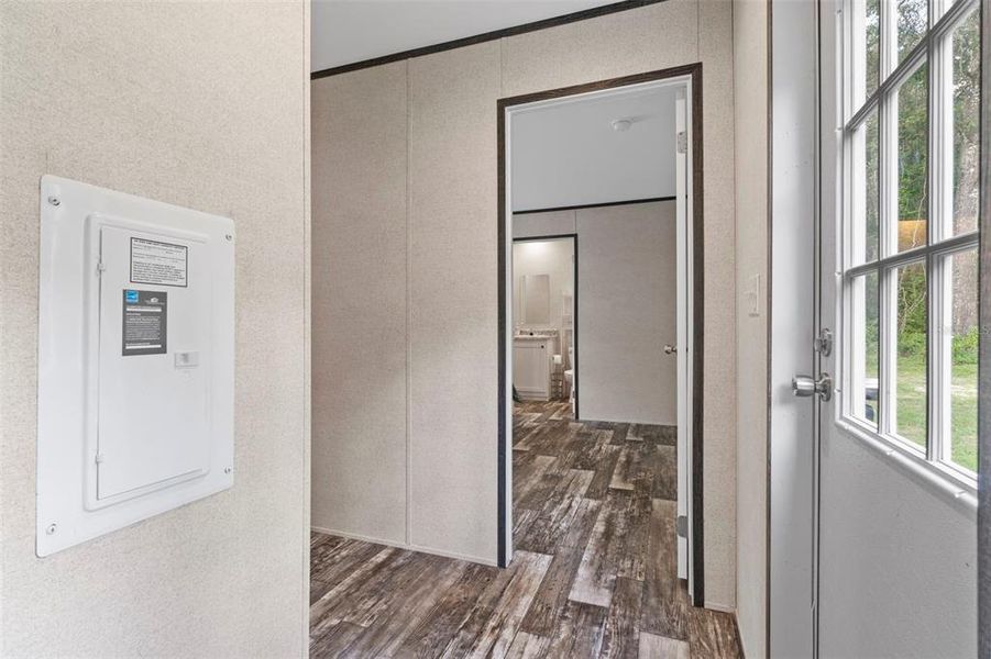 Spacious, unfurnished interior of a new home in , Webster (Image 23).