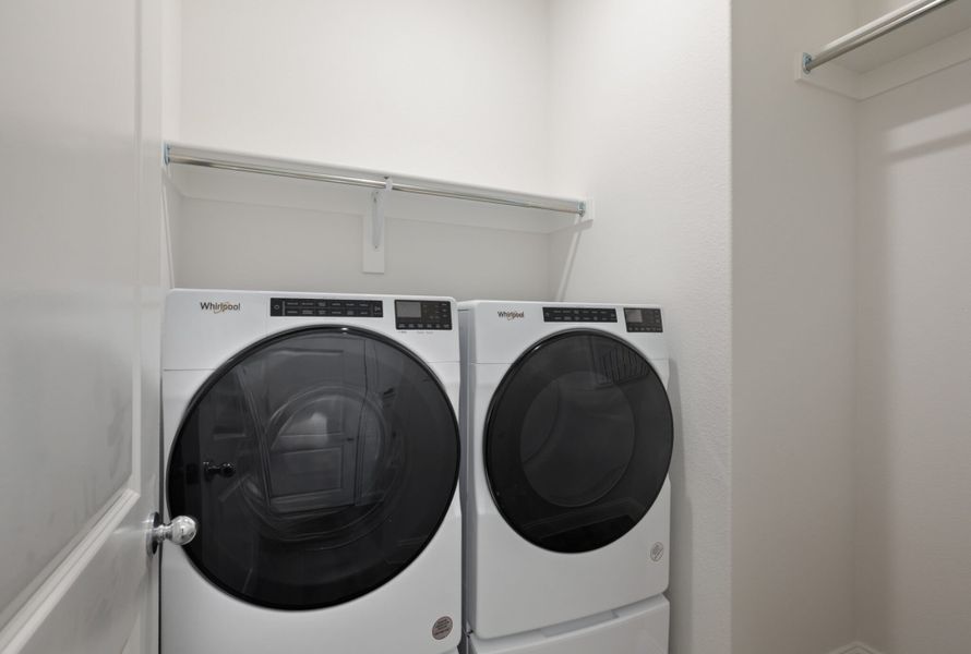 Representative interior finishes for a home built from the Sanders by UnionMain Homes in Walden Pond, Forney (Image 15). Representative interior finishes for a home built from the Sanders by UnionMain Homes in Walden Pond, Forney (Image 15).