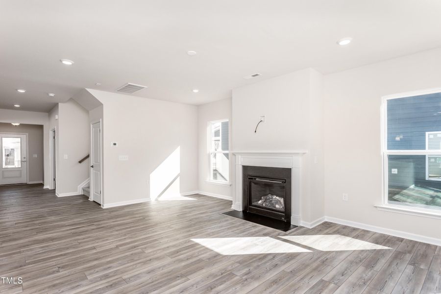 RCRichton009 RCRichton009