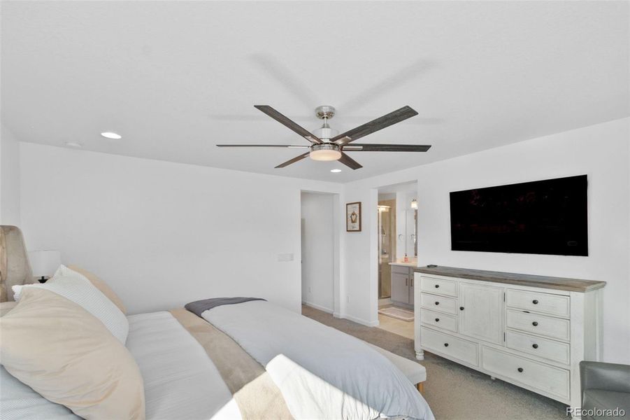 Furnished interior view inside a new home in Sterling Ranch Prospect Village, Littleton (Image 15).