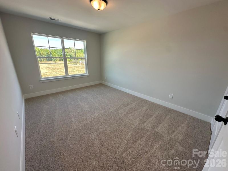 Spacious, unfurnished interior of a new home in Blythe Mill Townhomes, Waxhaw (Image 7).