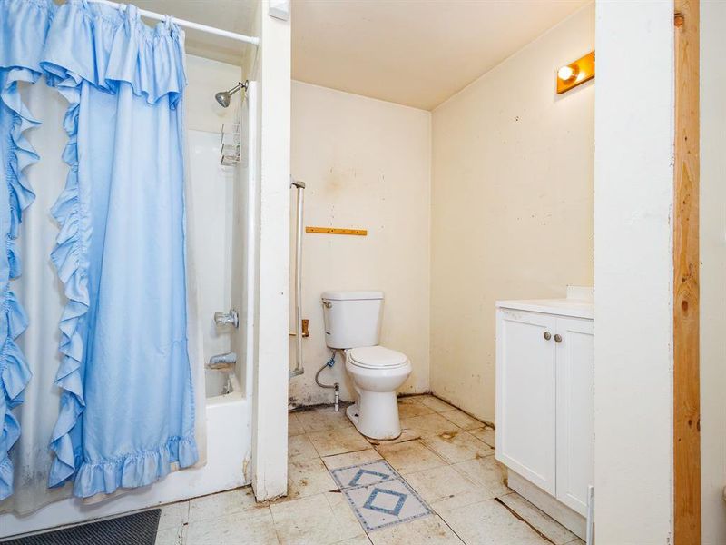 Furnished interior view inside a new home in , Blanket (Image 3). Furnished interior view inside a new home in , Blanket (Image 3).