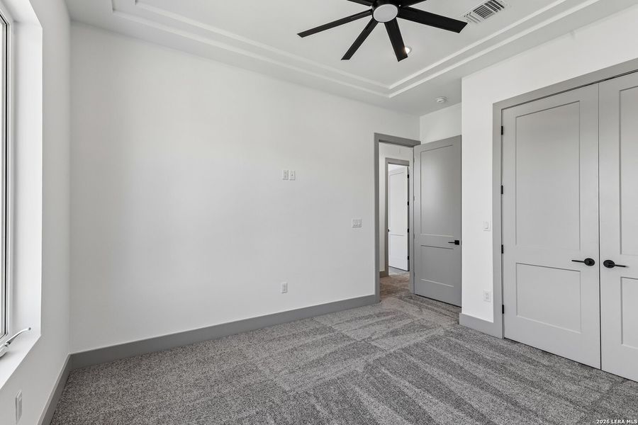 Spacious, unfurnished interior of a new home in , San Antonio (Image 46).