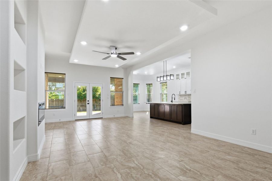 Spacious, unfurnished interior of a new home in , Arcola (Image 19).