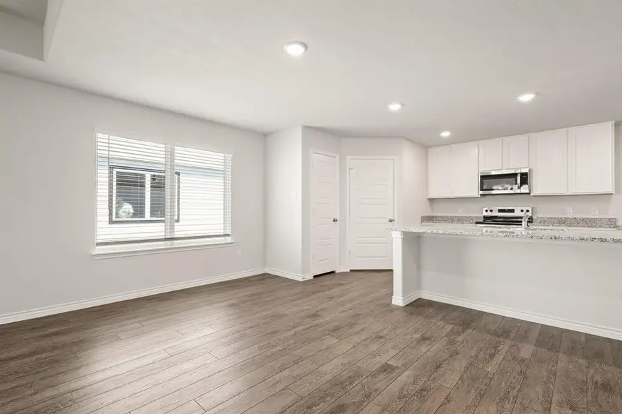 Image 17 of a home in Sycamore Landing. Image 17 of a home in Sycamore Landing.