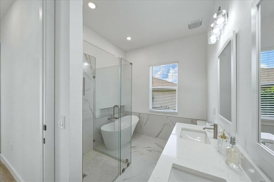 Furnished interior view inside a new home in , Punta Gorda (Image 38).