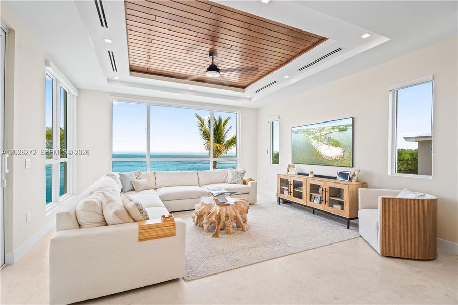 Furnished interior view inside a new home in , Marathon (Image 58).