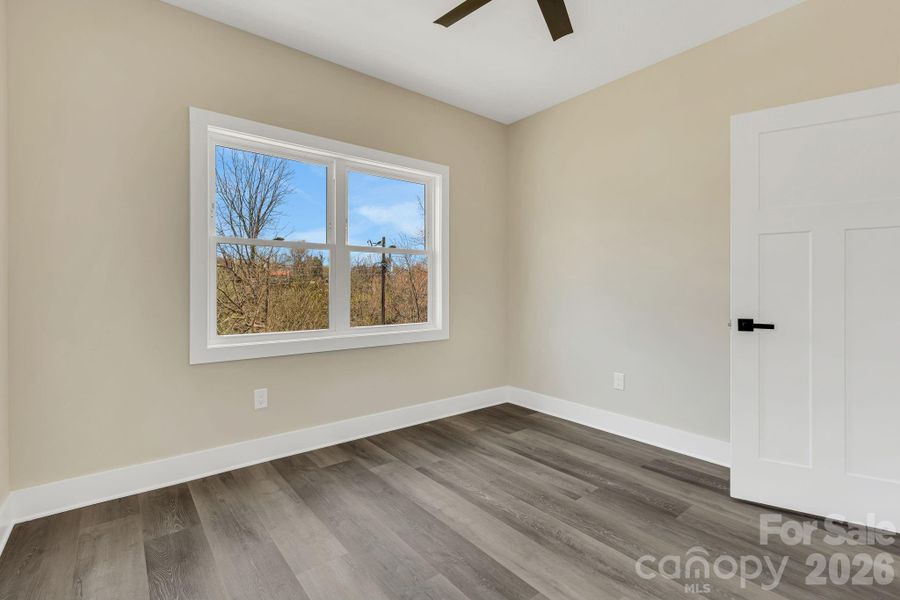 Spacious, unfurnished interior of a new home in , Asheville (Image 17).