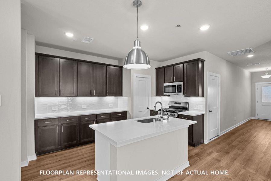 Image 21 of a home in Miller's Pond. Image 21 of a home in Miller's Pond.