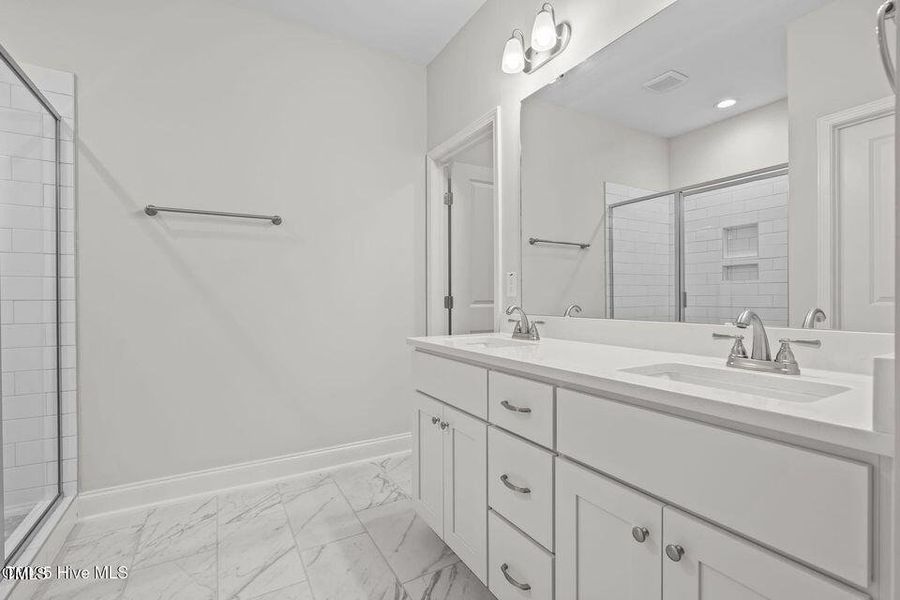 20250812173153927804000000-o