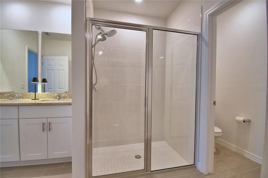 Furnished interior view inside a new home in Hammock Reserve - Signature Series, Haines City (Image 37). Furnished interior view inside a new home in Hammock Reserve - Signature Series, Haines City (Image 37).