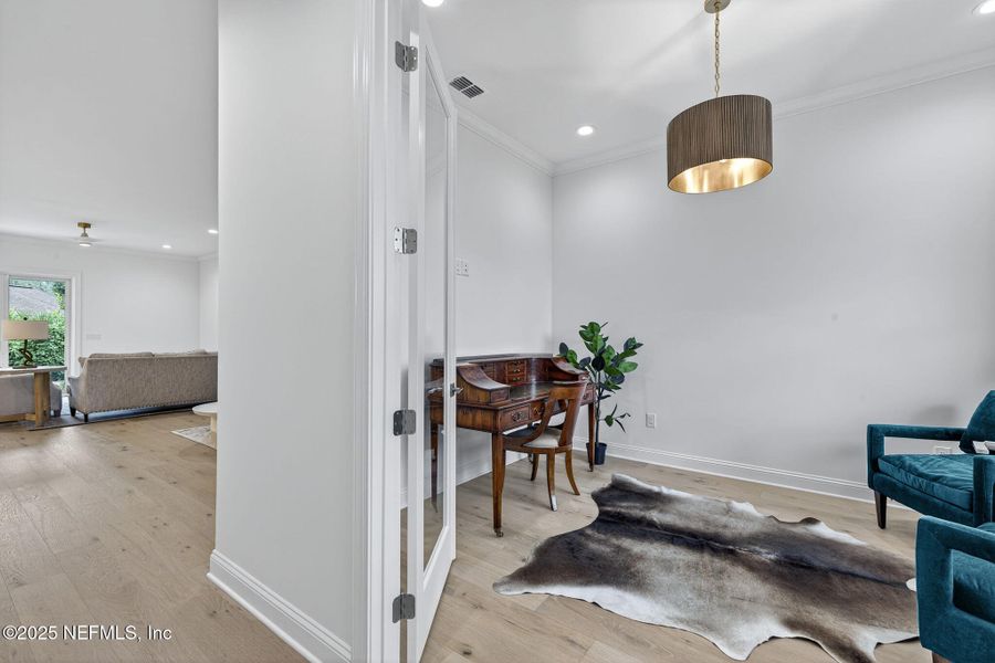 Furnished interior view inside a new home in , Ponte Vedra Beach (Image 9). Furnished interior view inside a new home in , Ponte Vedra Beach (Image 9).