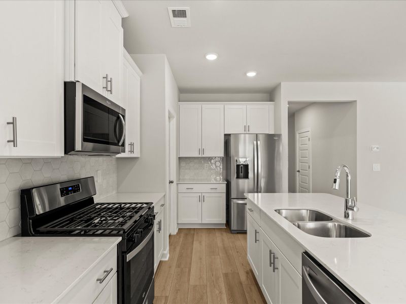 Furnished interior view inside a new home in Holland Park, Spartanburg (Image 6).
