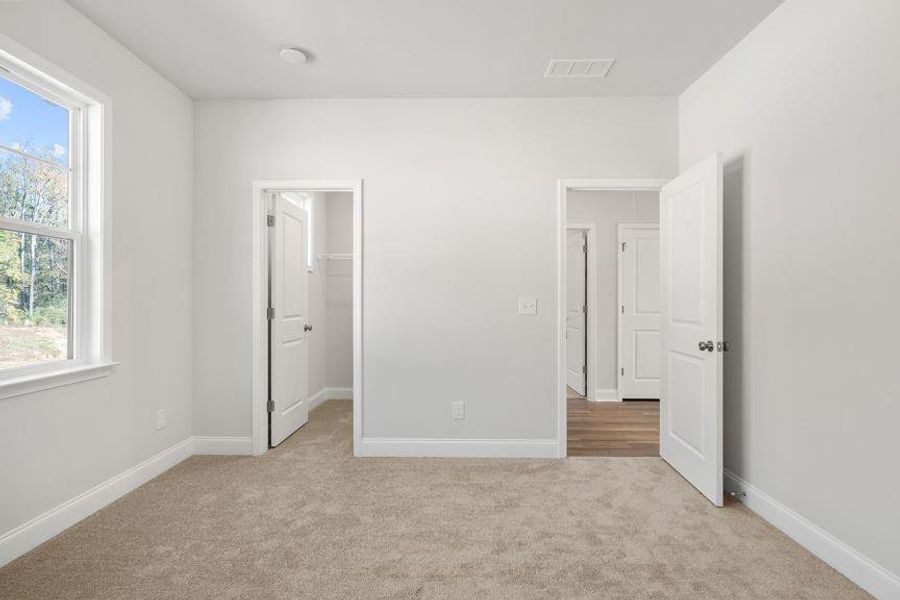 Spacious, unfurnished interior of a new home in Reserve at Hickory Walk, Kennesaw (Image 22). Spacious, unfurnished interior of a new home in Reserve at Hickory Walk, Kennesaw (Image 22).