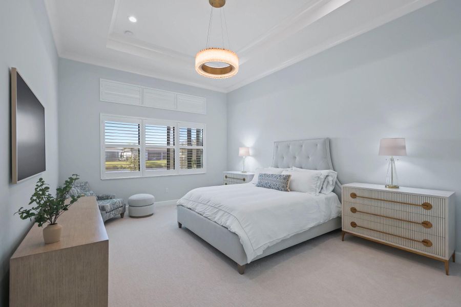 Luxurious Primary Suite