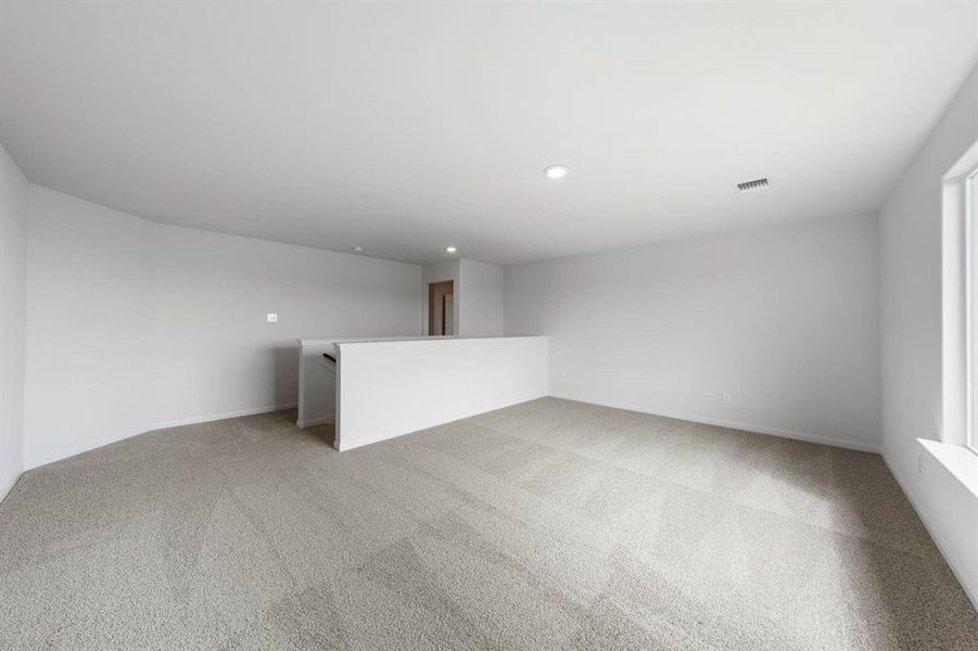 Spacious, unfurnished interior of a new home in Cresson Estates, Cresson (Image 8).