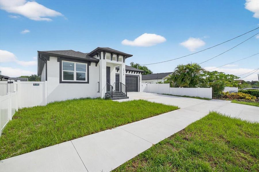 Image 38 of a home in .