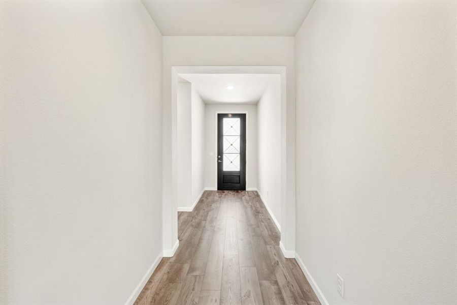 Spacious, unfurnished interior of a new home in Eagle Glen, Alvarado (Image 30). Spacious, unfurnished interior of a new home in Eagle Glen, Alvarado (Image 30).