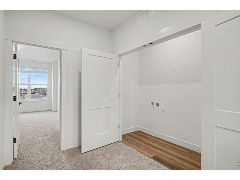 Spacious, unfurnished interior of a new home in Eagle Brook Meadows, Loveland (Image 16).