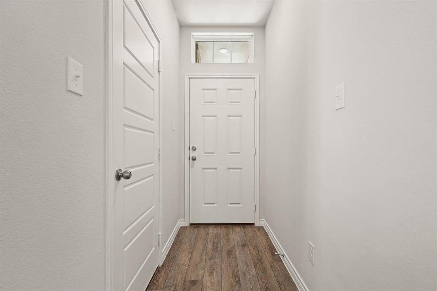 Image 16 of a home in Sycamore Landing. Image 16 of a home in Sycamore Landing.