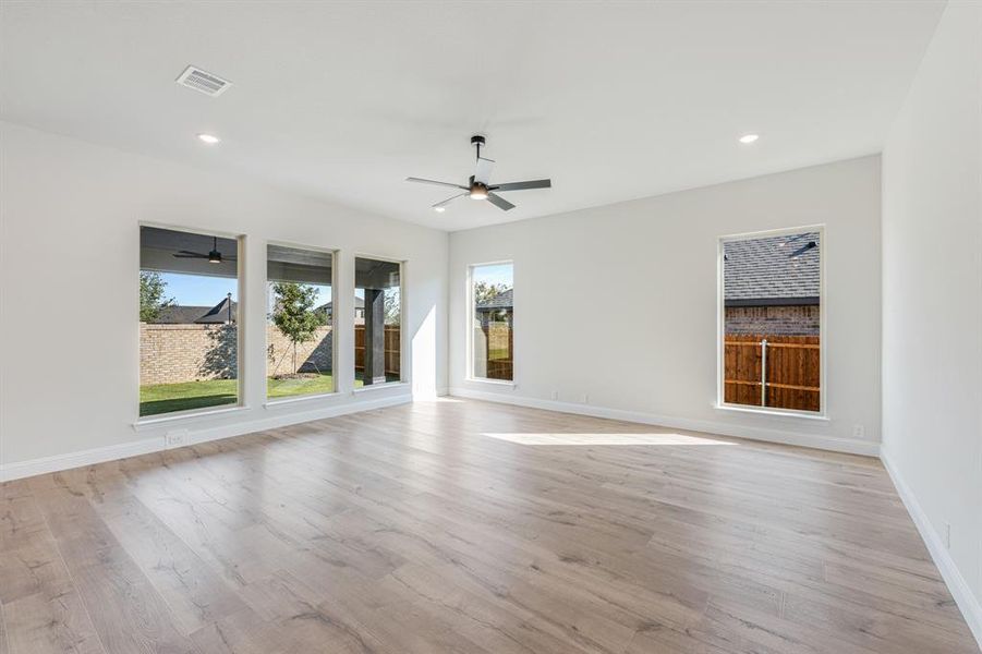 Spacious, unfurnished interior of a new home in Arcadia Trails Classic 60, Balch Springs (Image 12). Spacious, unfurnished interior of a new home in Arcadia Trails Classic 60, Balch Springs (Image 12).