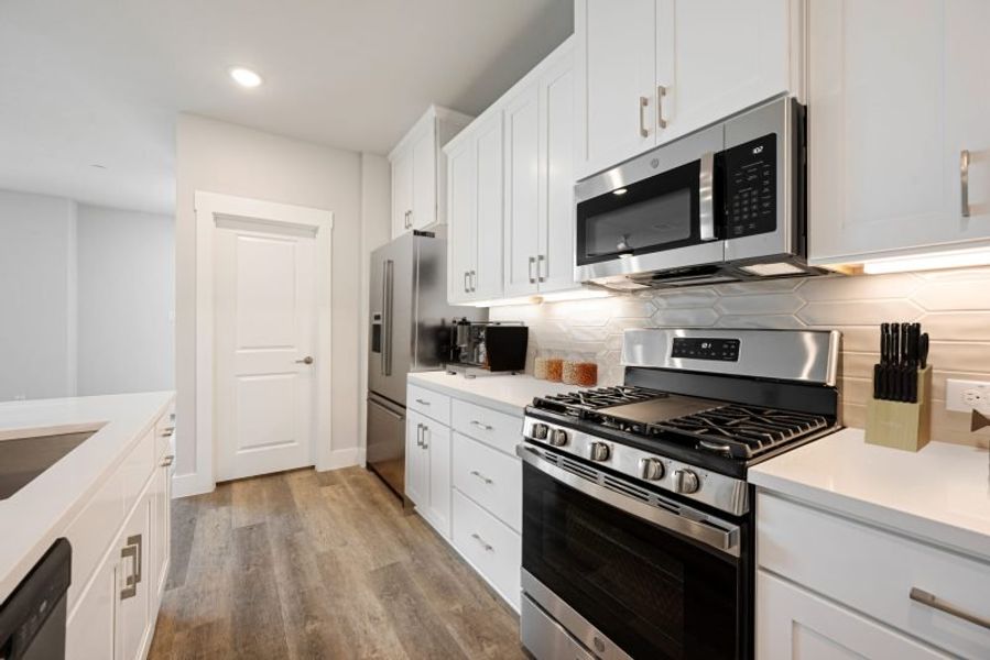 Furnished interior view inside a new home in Mosaic, Prosper (Image 10).