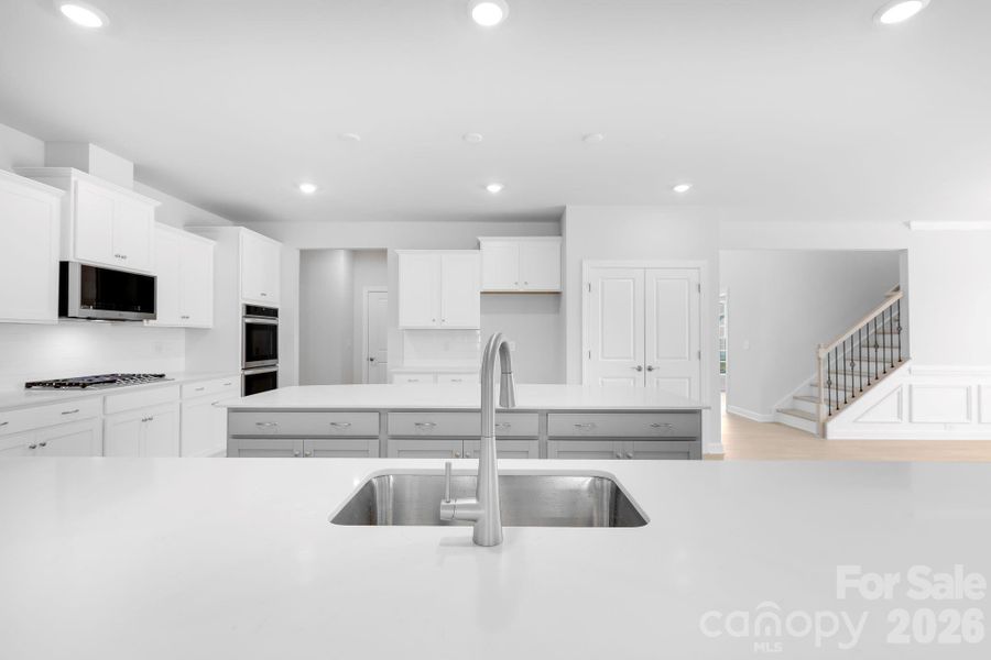 Furnished interior view inside a new home in Roselyn, Lancaster (Image 5).