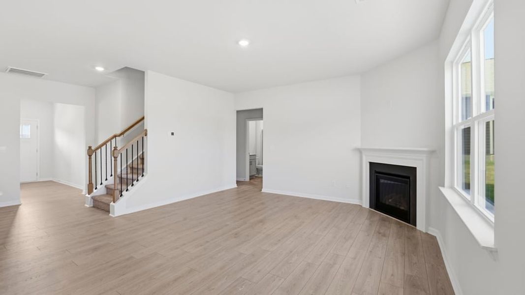 Spacious, unfurnished interior of a new home in Woodglen, Piedmont (Image 25). Spacious, unfurnished interior of a new home in Woodglen, Piedmont (Image 25).