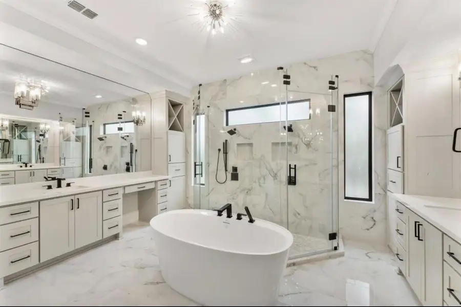 Furnished interior view inside a new home in , Fresno (Image 7).